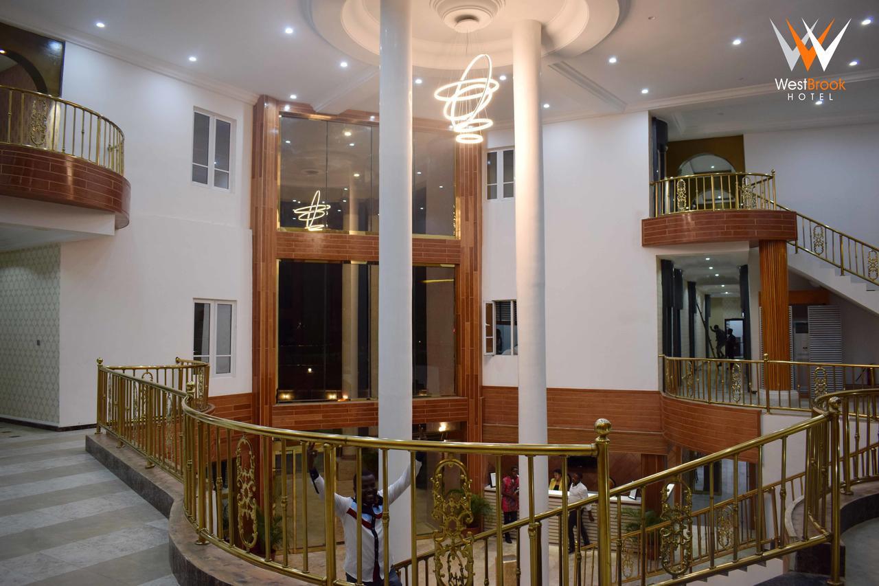 Westbrook Hotel Owerri Zewnętrze zdjęcie