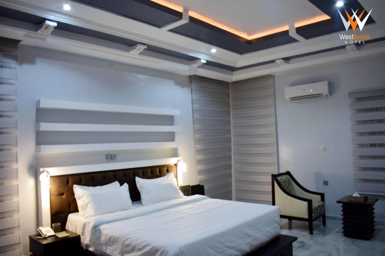 Westbrook Hotel Owerri Zewnętrze zdjęcie