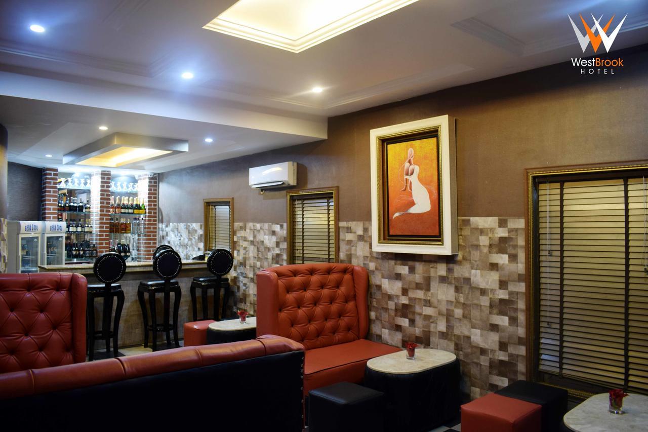 Westbrook Hotel Owerri Zewnętrze zdjęcie